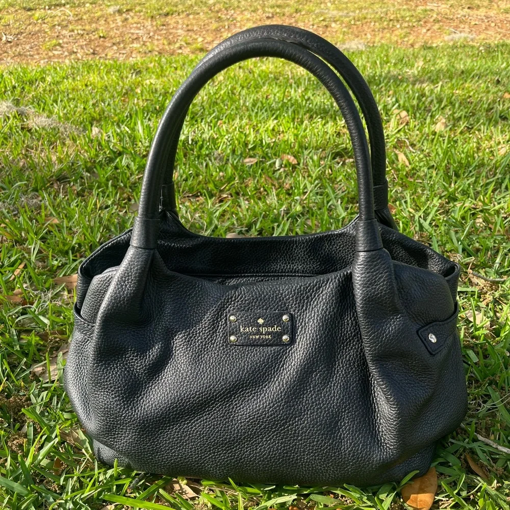 Kate Spade Large Walker Park Black Pebbled Leather. EUC - Picture 1 of 11